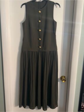 Zara Sleeveless Olive Green Button-Front Maxi Dress NWT (no belt)